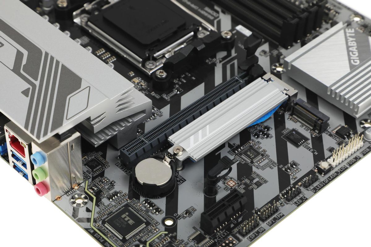 B650M GAMING PLUS WF_9