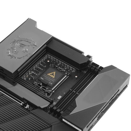 MEG Z890 GODLIKE_4